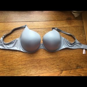 Victoria Secret Bra 38D